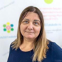 Страхова Елена